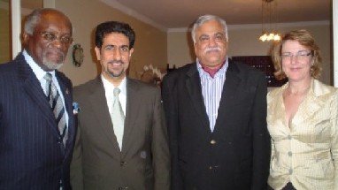 Wisnton Clyde Moore (Embaixador de Trinidad e Tobago), Waleed Al Kandari (Embaixador do Kuaite), Muhammad Haroon Shaukat (Embaixador do Paquistão) e Alison Elizabeth Mann (Embaixadora da Nova Zelândia) - Foto: Agência Brasileira de Notícias / Brazilian News Agency (ABN)