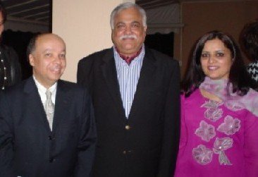 J.H. Oliveira Junior (Presidente da Agência Brasileira de Notícias), Muhammad Haroon Shaukat (Embaixador do Paquistão) e Uzma Shaukat (Embaixatriz do Paquistão) - Foto: Agência Brasileira de Notícias / Brazilian News Agency (ABN)